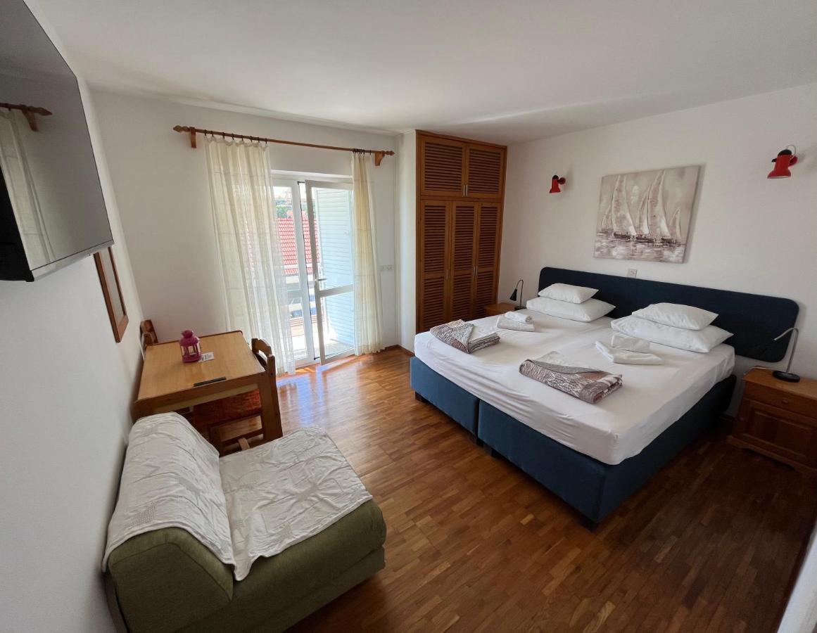 Apartments Suda ลุมบาร์ดา ภายนอก รูปภาพ