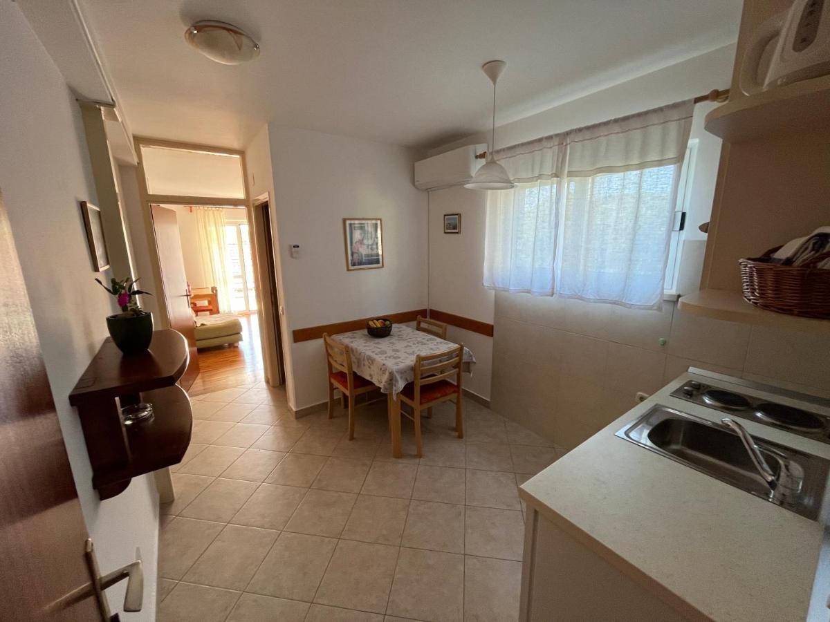 Apartments Suda ลุมบาร์ดา ภายนอก รูปภาพ