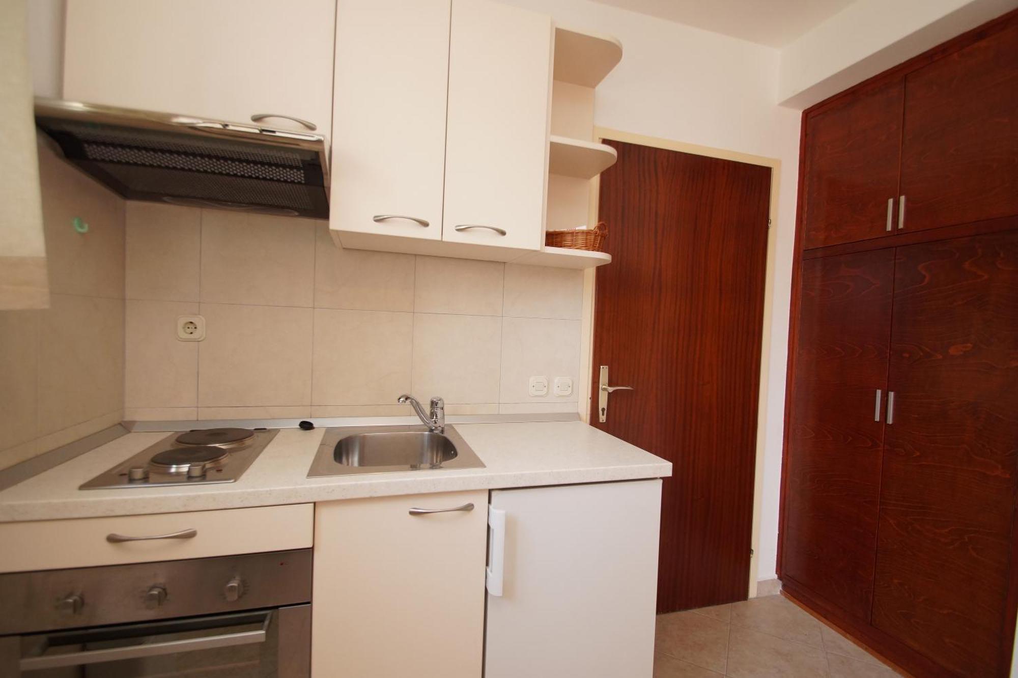Apartments Suda ลุมบาร์ดา ภายนอก รูปภาพ